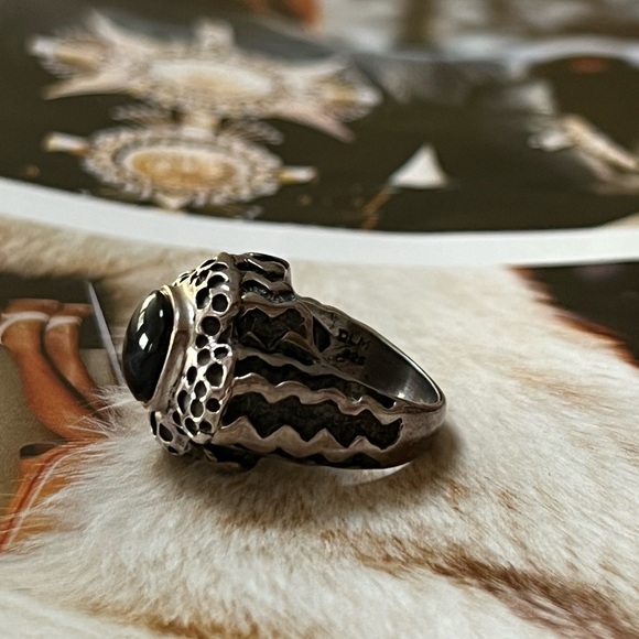 Vintage Diane Malouf Size 6.5 Sterling Silver Ring - Picture 2 of 5